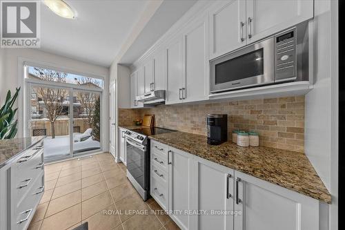 259 Hepatica Way, Ottawa, ON - Indoor Photo Showing Kitchen