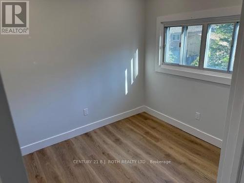 86 Doran Road, Springwater, ON - Indoor Photo Showing Other Room