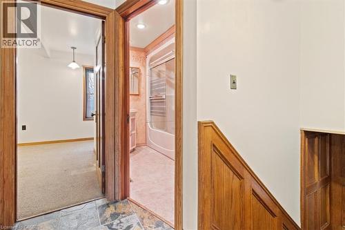 28 Glendale Avenue S, Hamilton, ON - Indoor Photo Showing Other Room