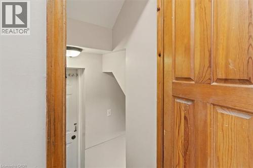 28 Glendale Avenue S, Hamilton, ON - Indoor Photo Showing Other Room