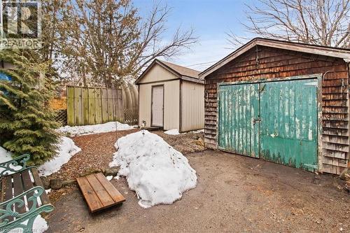 28 Glendale Avenue S, Hamilton, ON - Outdoor