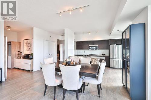 1709 - 55 Speers Road, Oakville, ON - Indoor