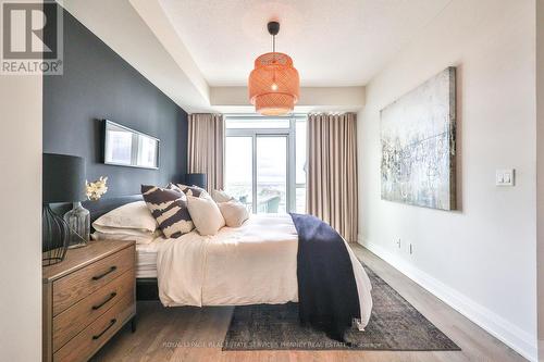 1709 - 55 Speers Road, Oakville, ON - Indoor Photo Showing Bedroom