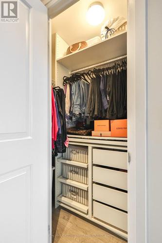 1709 - 55 Speers Road, Oakville, ON - Indoor With Storage