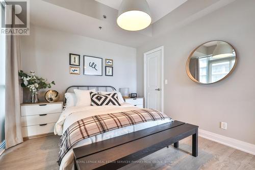 1709 - 55 Speers Road, Oakville, ON - Indoor Photo Showing Bedroom