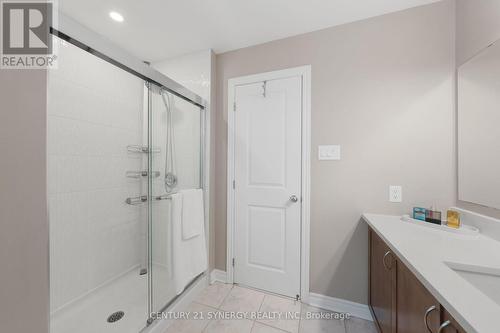 53 Boddington Street, Ottawa, ON - Indoor Photo Showing Bathroom