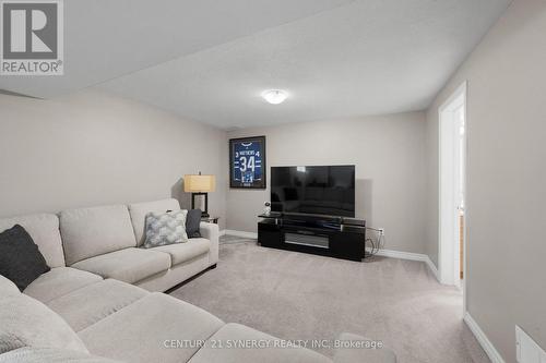 53 Boddington Street, Ottawa, ON - Indoor Photo Showing Living Room