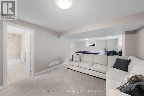 53 Boddington Street, Ottawa, ON - Indoor Photo Showing Living Room