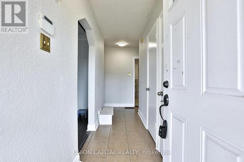 38 Claver Avenue, Toronto, ON - Indoor Photo Showing Other Room