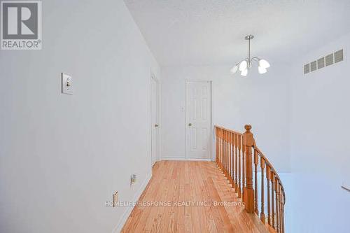 6103 Prairie Circle, Mississauga, ON - Indoor Photo Showing Other Room