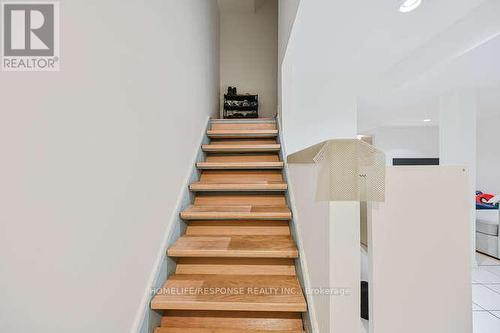 6103 Prairie Circle, Mississauga, ON - Indoor Photo Showing Other Room