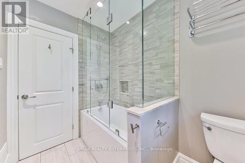 1293 Greenoaks Drive, Mississauga, ON - Indoor Photo Showing Bathroom