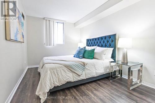 201 - 155 Hillcrest Avenue, Mississauga, ON - Indoor Photo Showing Bedroom