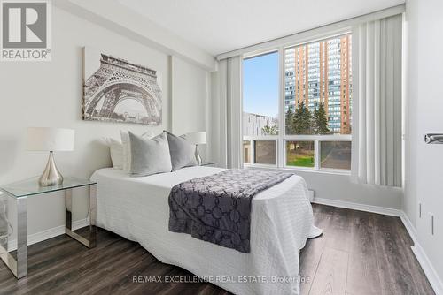 201 - 155 Hillcrest Avenue, Mississauga, ON - Indoor Photo Showing Bedroom