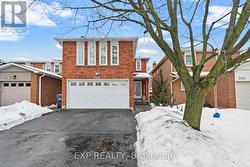 3005 OLYMPUS MEWS  Mississauga, ON L5N 4V5
