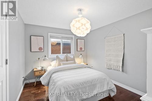 3005 Olympus Mews, Mississauga, ON - Indoor Photo Showing Bedroom