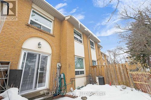 4 - 1180 Mississauga Valley Boulevard, Mississauga, ON - Outdoor With Exterior