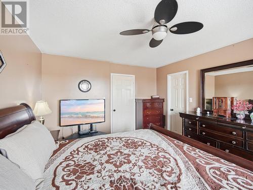 45 Ridgefield Court, Brampton, ON - Indoor Photo Showing Bedroom