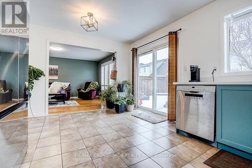 597 Caverhill Crescent, Milton, ON - Indoor Photo Showing Other Room