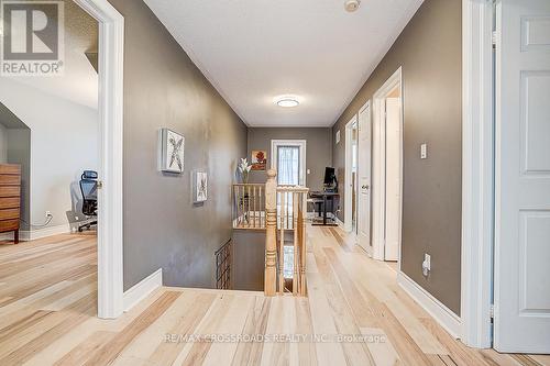 597 Caverhill Crescent, Milton, ON - Indoor Photo Showing Other Room