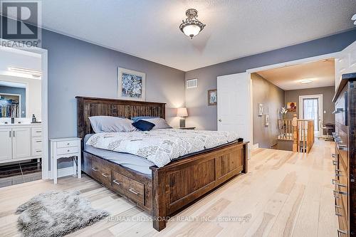 597 Caverhill Crescent, Milton, ON - Indoor Photo Showing Bedroom