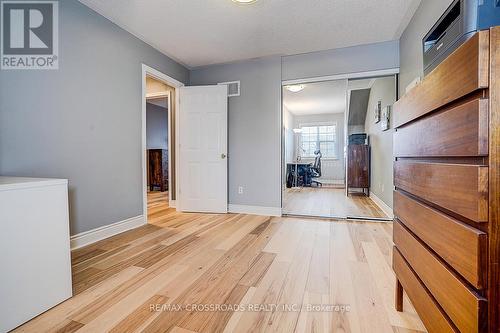 597 Caverhill Crescent, Milton, ON - Indoor Photo Showing Other Room
