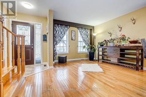 597 Caverhill Crescent, Milton, ON - Indoor Photo Showing Other Room