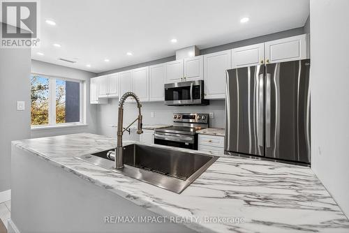 204 - 10 Dayspring Circle, Brampton, ON - Indoor Photo Showing Kitchen With Upgraded Kitchen