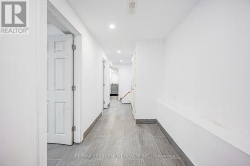 1099 Ogden Avenue, Mississauga, ON - Indoor Photo Showing Other Room