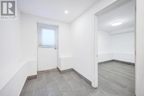 1099 Ogden Avenue, Mississauga, ON - Indoor Photo Showing Other Room