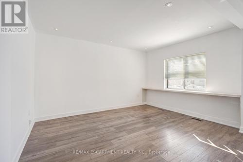 1099 Ogden Avenue, Mississauga, ON - Indoor Photo Showing Other Room