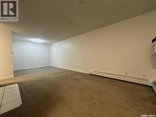 B 64 Nollet Avenue, Regina, SK - Indoor Photo Showing Other Room