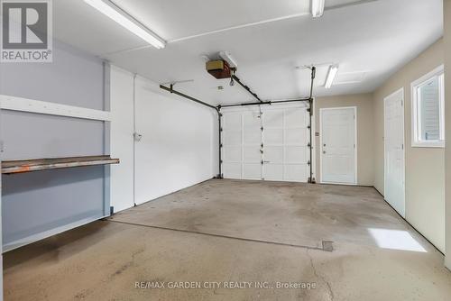 110 Livingston Avenue, Grimsby, ON - Indoor Photo Showing Garage