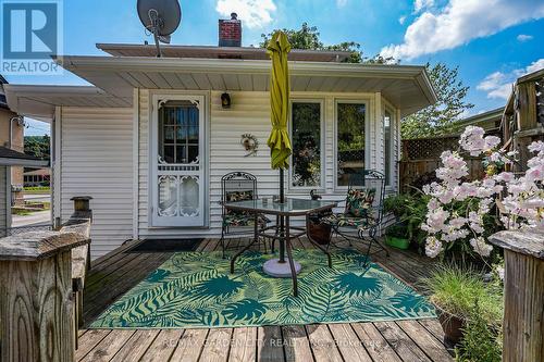 110 Livingston Avenue, Grimsby, ON - Outdoor With Deck Patio Veranda