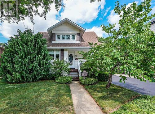 110 Livingston Avenue, Grimsby, ON - Outdoor