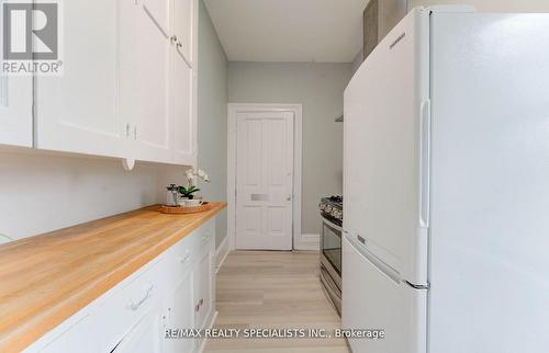 22 Cathay Street, Cambridge, ON - 