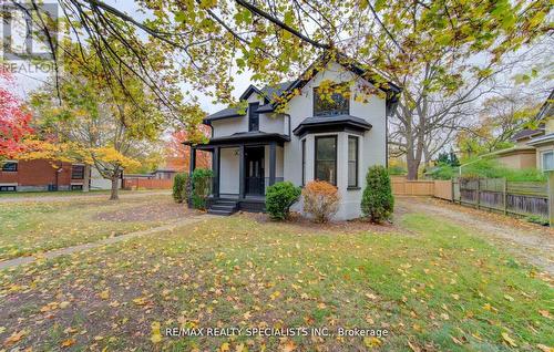 22 Cathay Street, Cambridge, ON - Outdoor