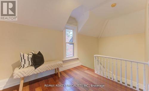 22 Cathay Street, Cambridge, ON - Indoor Photo Showing Other Room