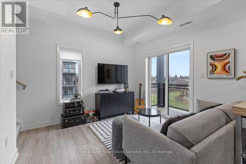 18 - 42 Lowes Road, Guelph, ON - Indoor