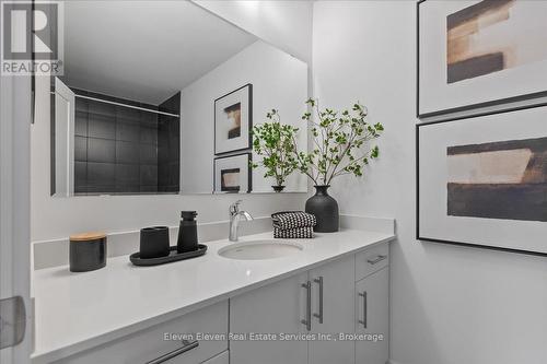 18 - 42 Lowes Road, Guelph, ON -  Photo Showing Bathroom