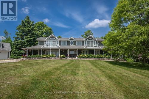 Elevated Country Living 20 Minutes From The 401 - 5169 Wellington 125 Road, Erin, ON - Outdoor With Deck Patio Veranda With Facade