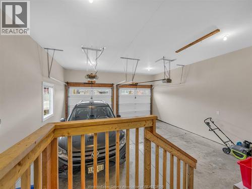 171 Woodycrest Avenue, Kingsville, ON - Indoor Photo Showing Garage
