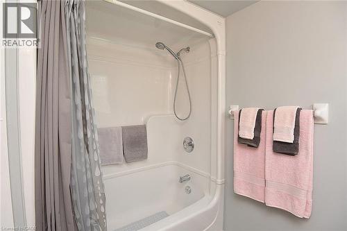 1411 Walkers Line Unit# 202, Burlington, ON - Indoor Photo Showing Bathroom