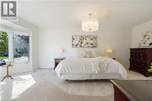 43 Glenayr Street, Hamilton, ON - Indoor Photo Showing Bedroom