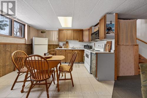 1614 County Road 1, Prince Edward County (Hallowell Ward), ON - Indoor Photo Showing Kitchen