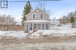33 JOHN STREET  Kawartha Lakes (Fenelon Falls), ON K0M 1N0