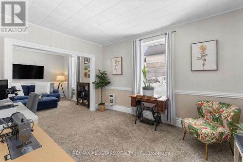 33 John Street, Kawartha Lakes (Fenelon Falls), ON - Indoor