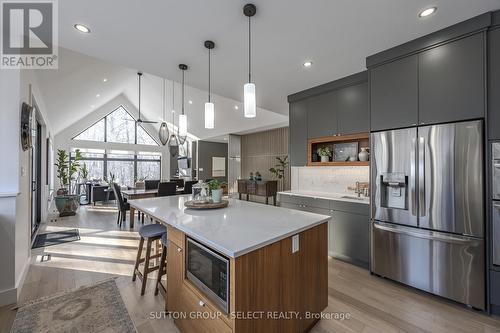 34 Princeton Terrace, London South (South K), ON - Indoor Photo Showing Kitchen With Upgraded Kitchen