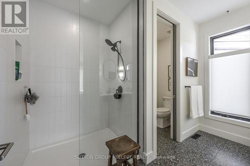 34 Princeton Terrace, London South (South K), ON - Indoor Photo Showing Bathroom