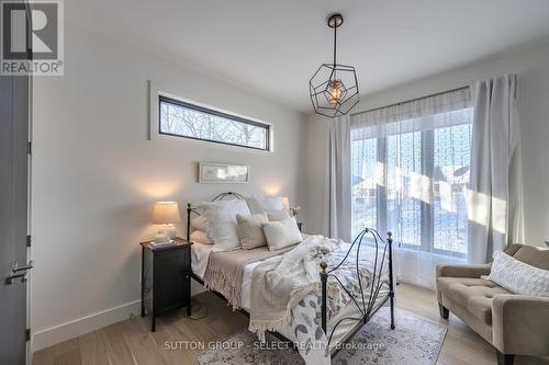 34 Princeton Terrace, London South (South K), ON - Indoor Photo Showing Bedroom
